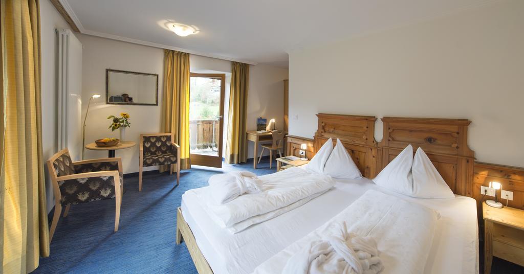 Dolomitenhotel Weisslahnbad Tires Værelse billede